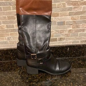 Gently worn- black/brown heeled boots- size 6